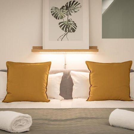 Spacious Apartment In Hemholtzkiez Prenzlauer Berg For 8 People Hiddenseer Berlin Eksteriør bilde